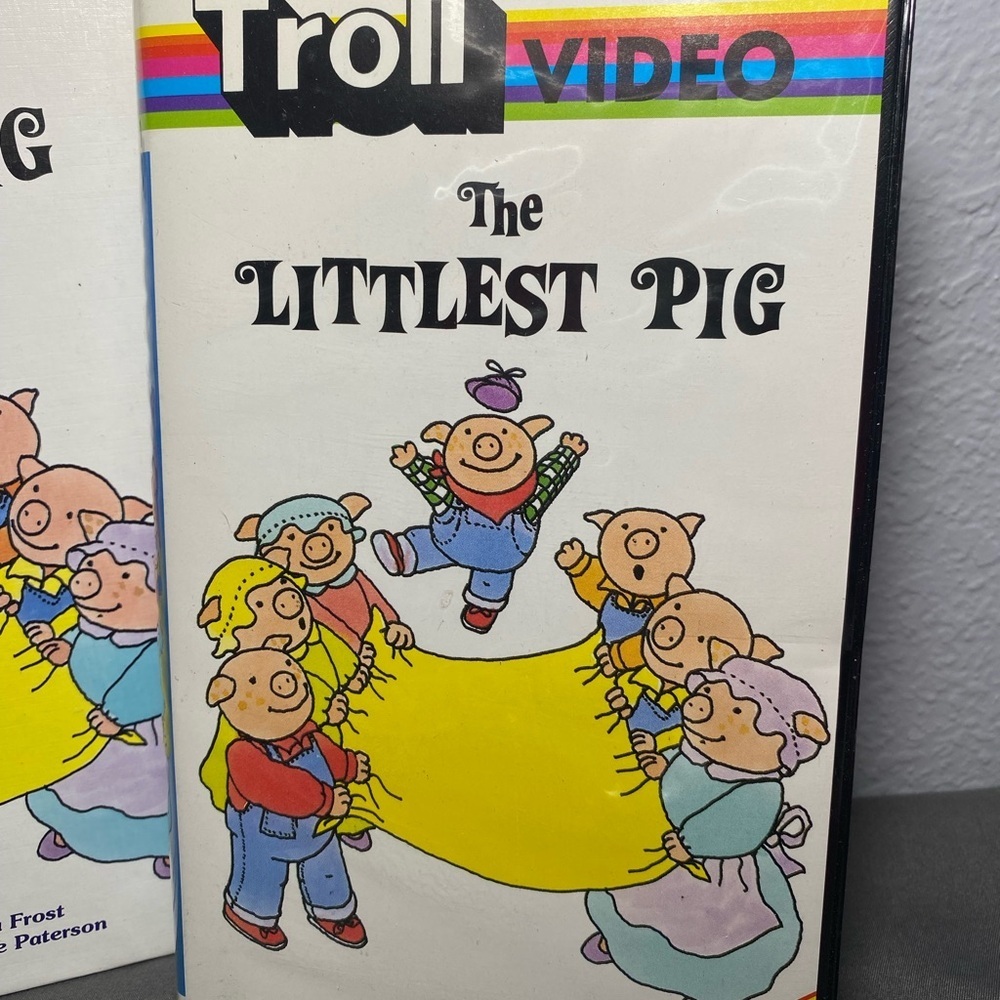 'The Littlest Pig' VHS and Book Set - Picture 4 of 8